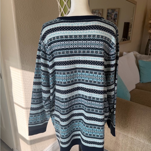 Croft & Barrow Women's Patterned Cardigan - Navy and Light Blue - Picture 4 of 7